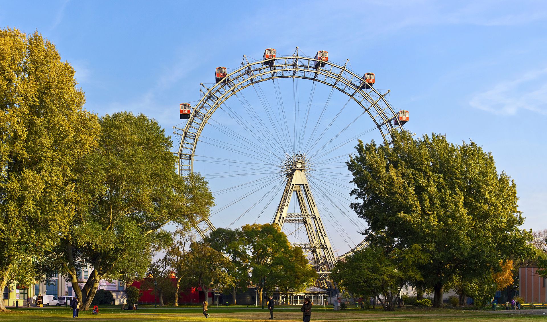 6 Holiday Ideas For Autumn Break In Europe