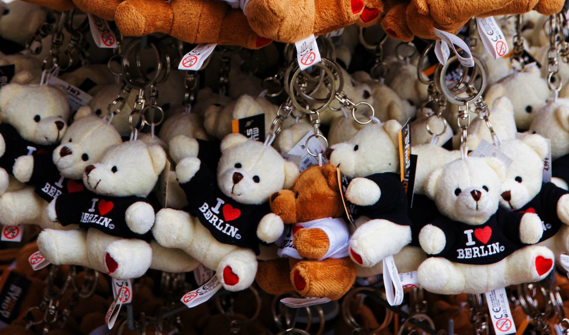 What to Buy in Berlin: 18 Ideas of Perfect Berlin Souvenirs and Gifts to Bring Home