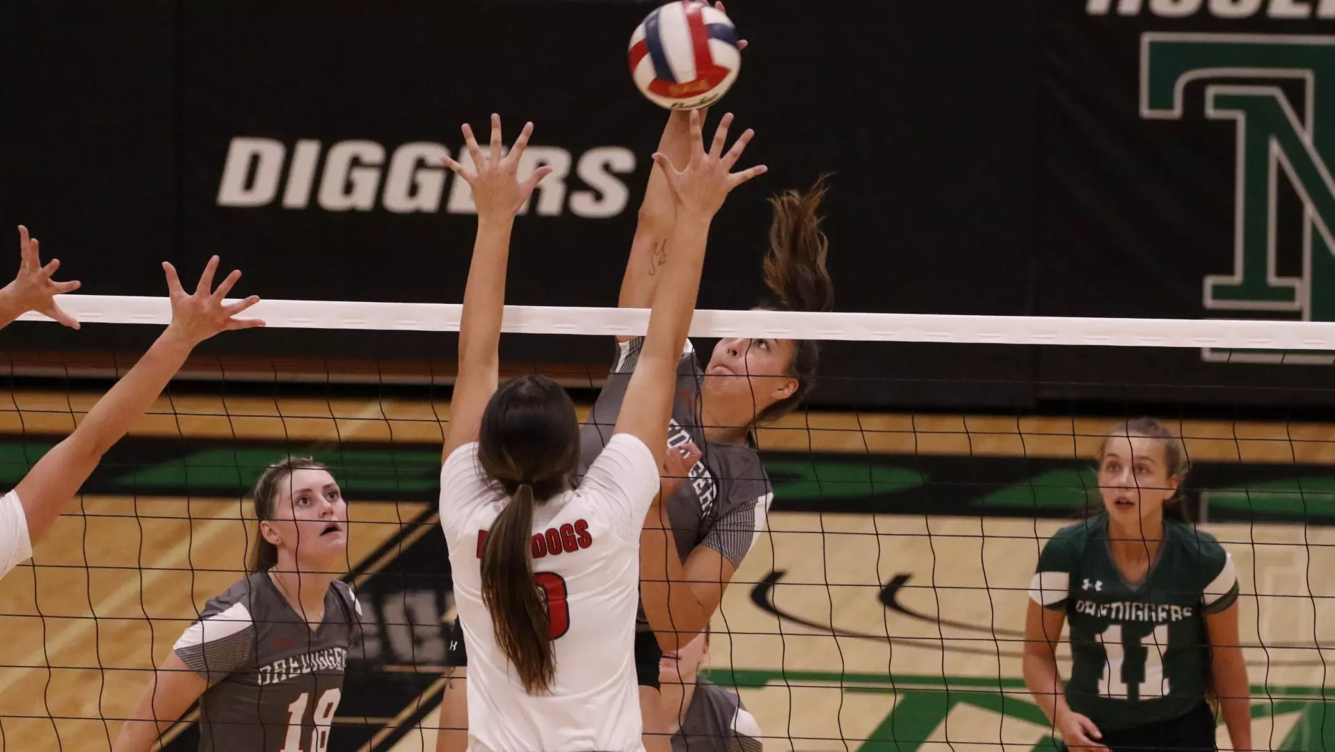 Flathead High School - Kalispell MT Volleyball Camps