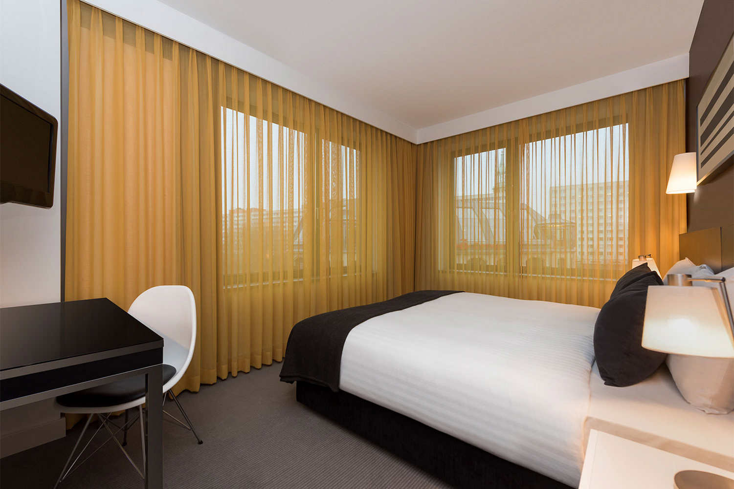 Adina Apartment Hotel Berlin Hackescher Markt