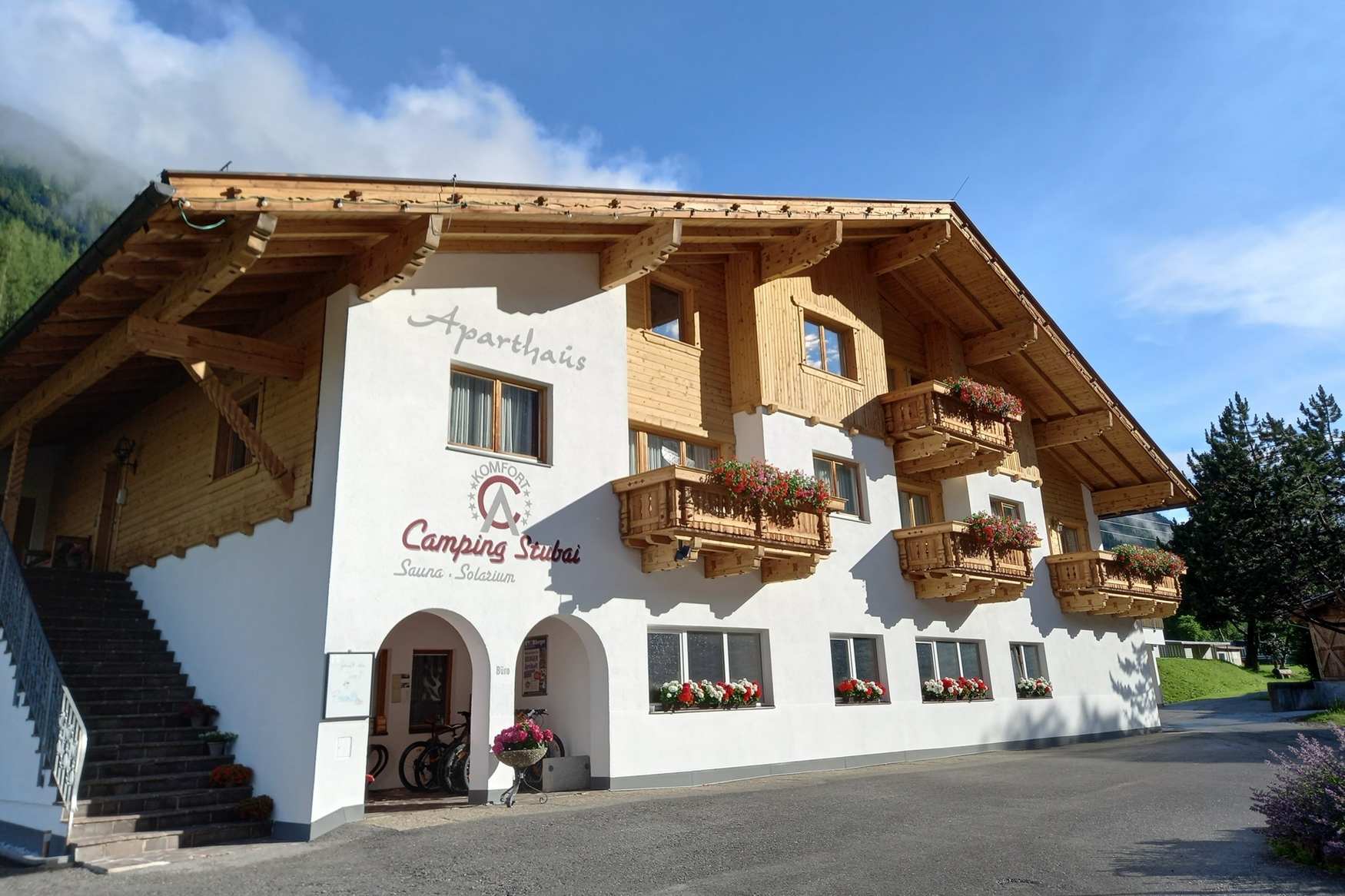 Aparthaus Camping Stubai