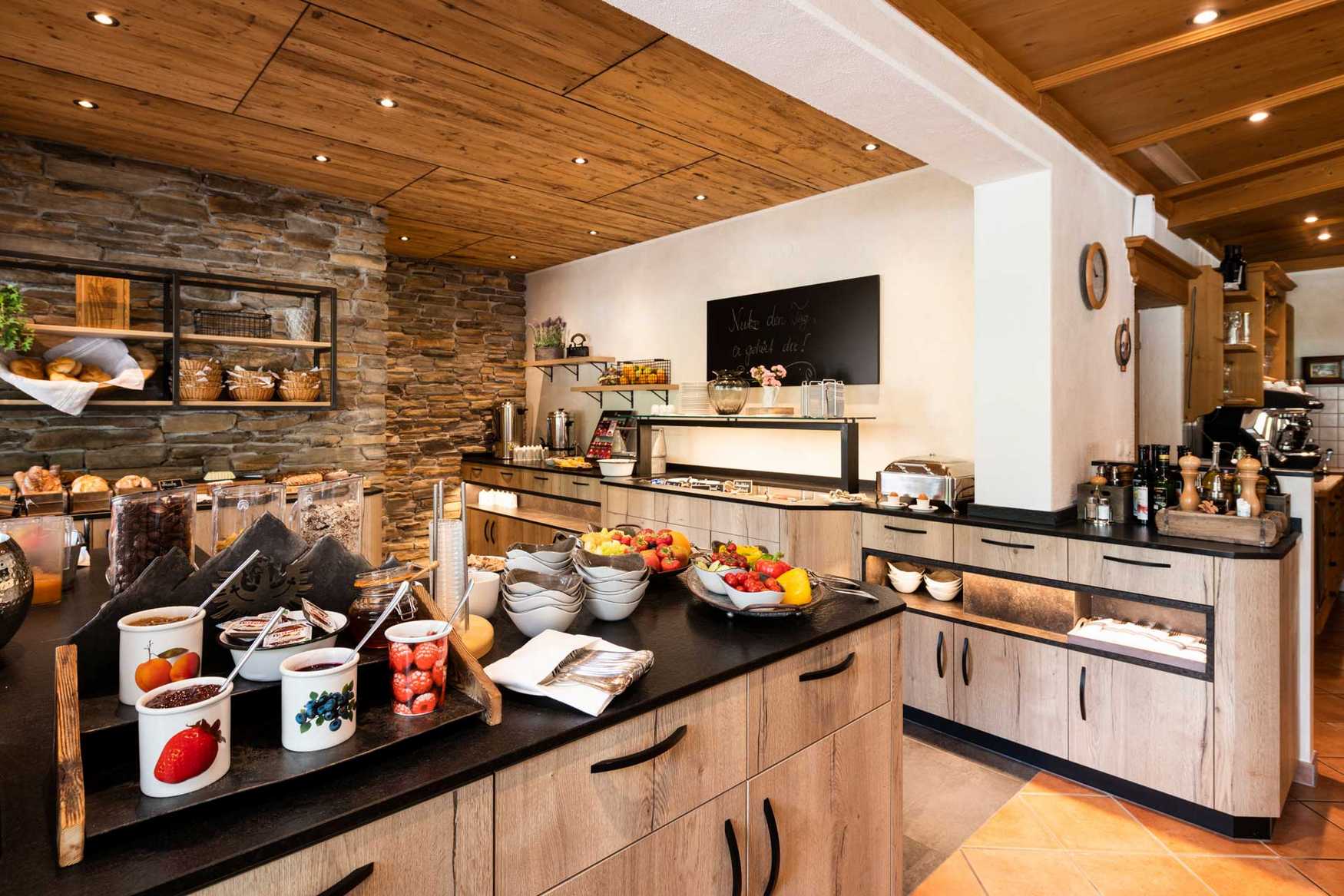 Hotel Brunnenhof Neustift photo 1