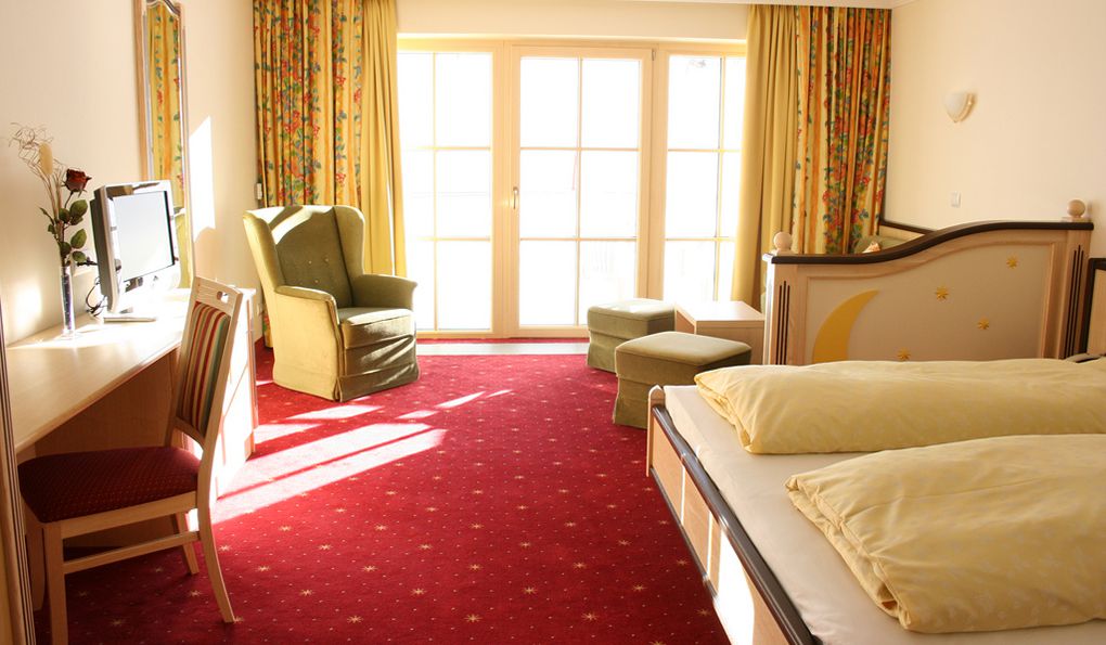 Wellness- und Familienhotel Egger photo 1