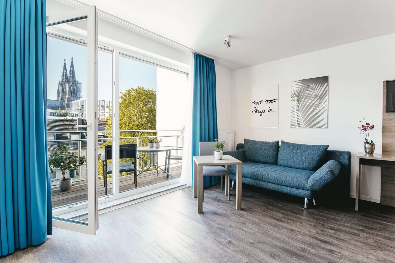 Haus am Dom - Apartments und Ferienwohnungen