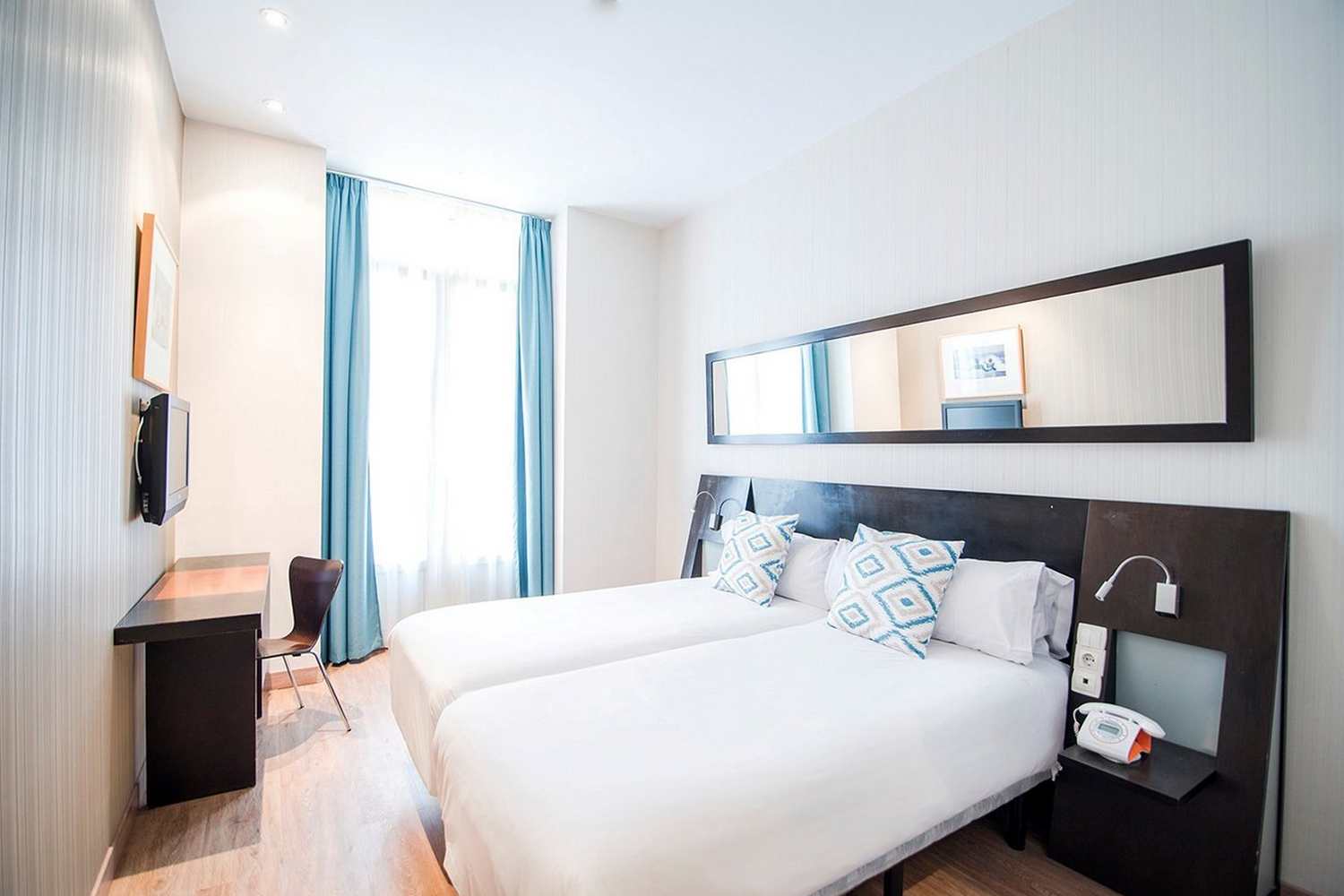 Petit Palace Plaza de la Reina