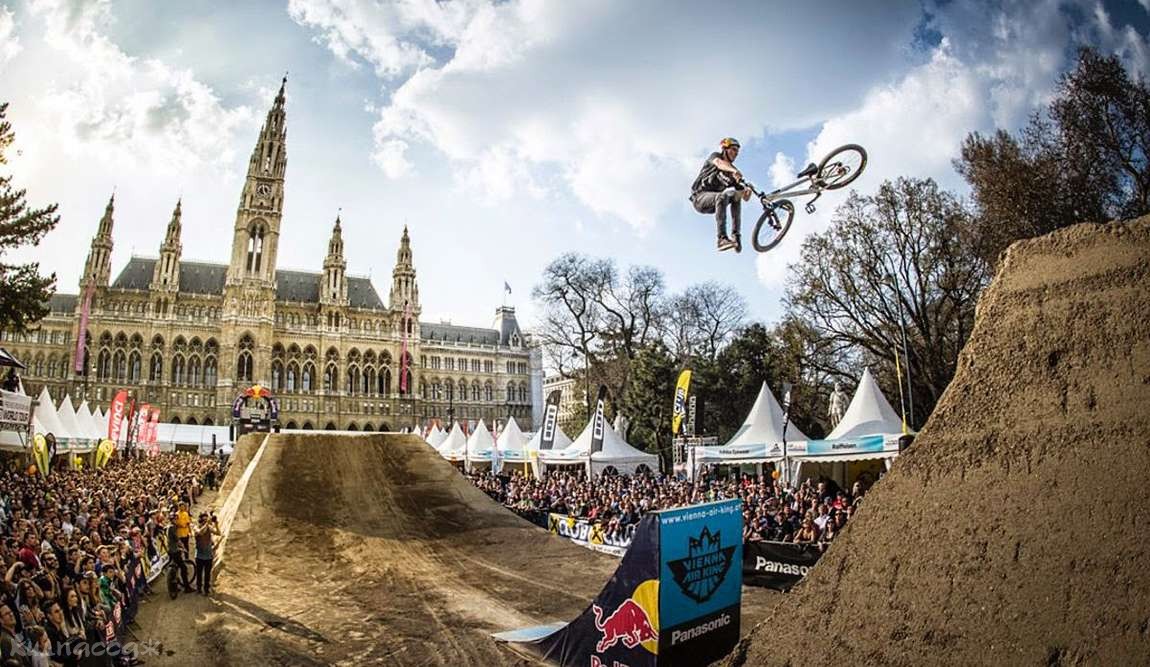 vienna in april photo 4