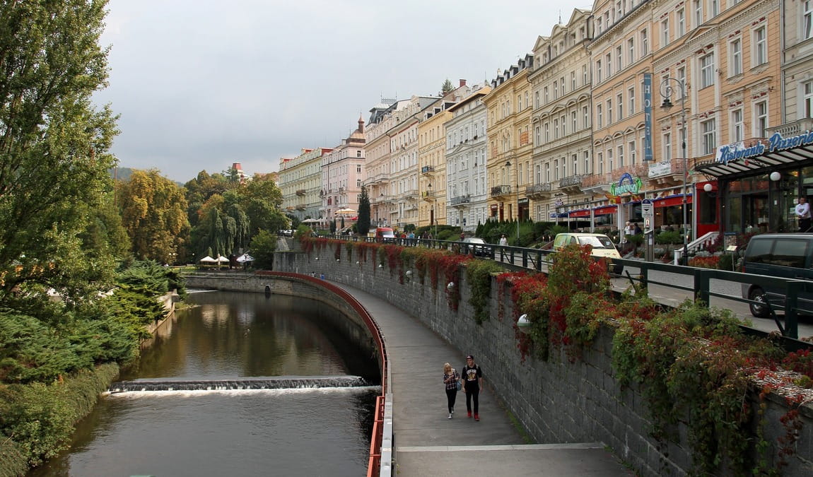 exploring karlovy vary in may photo 2