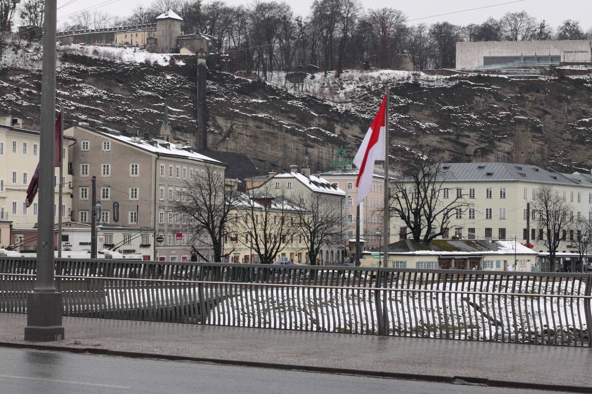salzburg in february photo 2