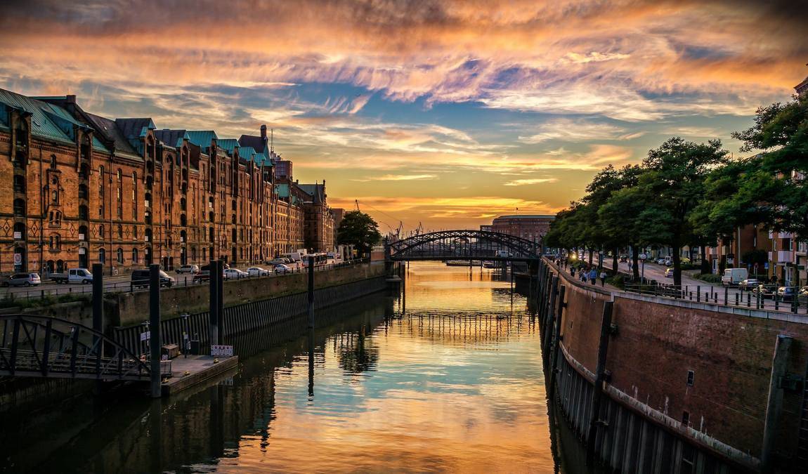 hamburg in october: the autumnal charm of the free and hanseatic city photo 4