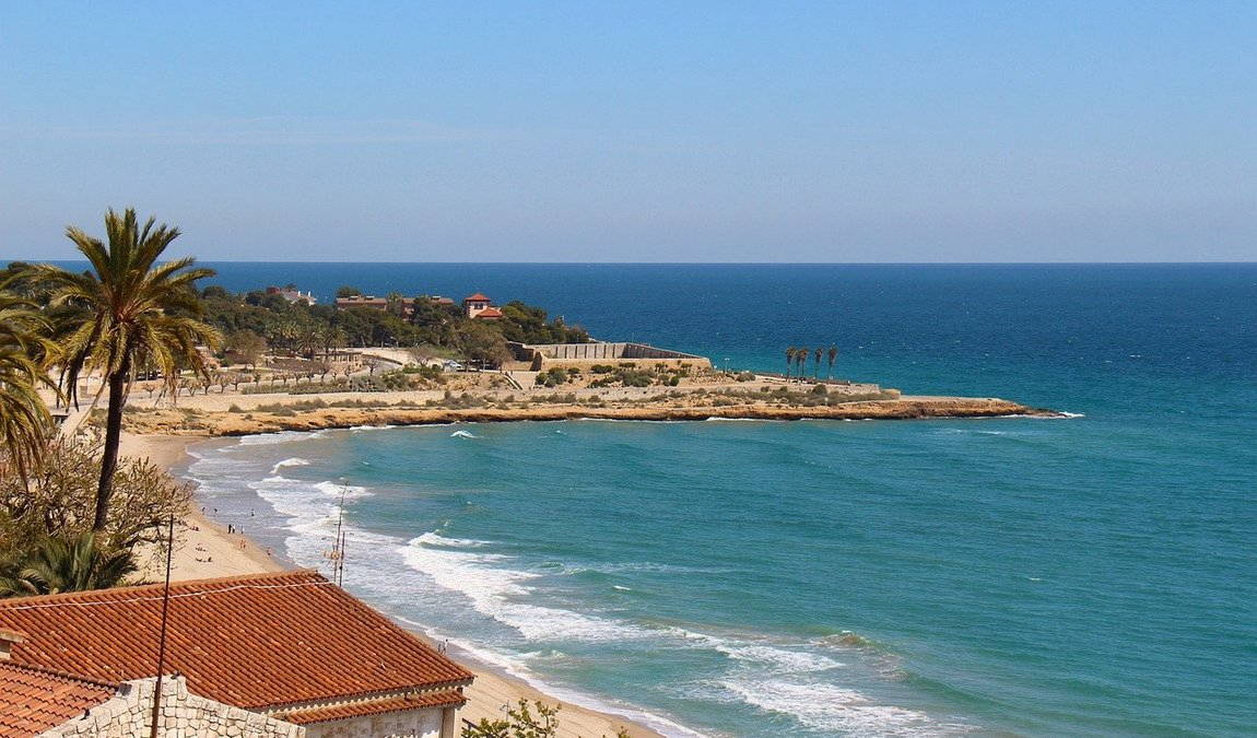 costa dorada in october photo 2