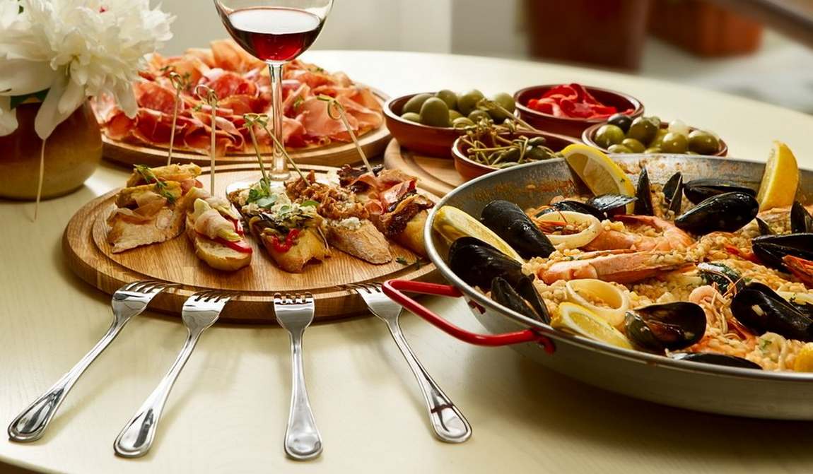 что попробовать в испании: цены на еду в кафе, ресторанах и магазинах photo 1