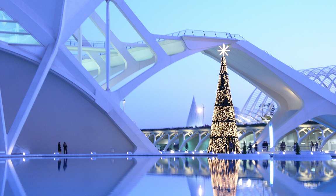 валенсия в январе: три короля и урожай мандаринов photo 1