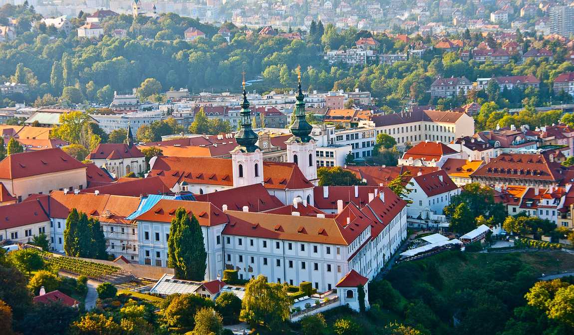 прага в июле: солнечный отдых в сердце чехии photo 2