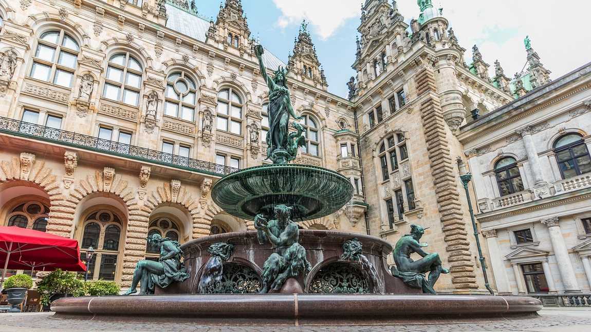 is hamburg worth a visit? unveiling the family-friendly charms photo 5