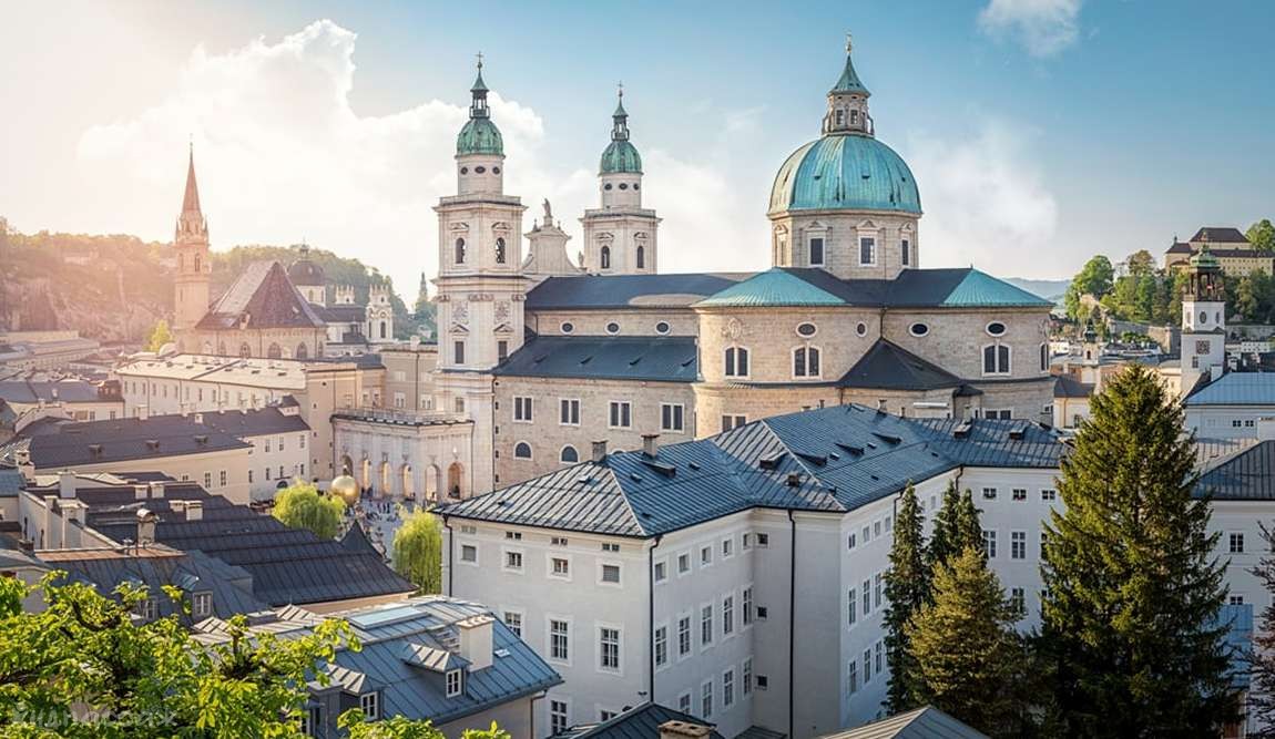 salzburg in may photo 2