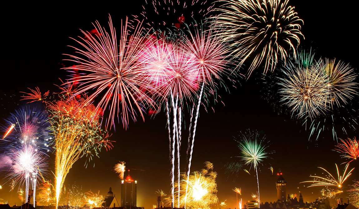 how is new year celebrated in different countries? photo 1