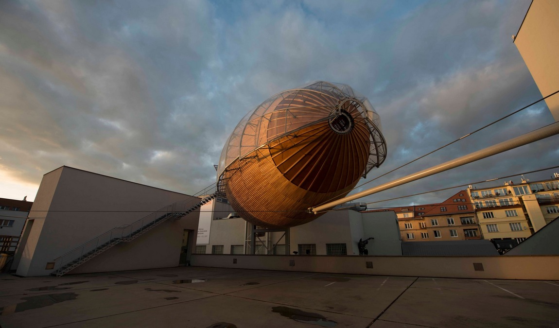 airship gulliver photo 2