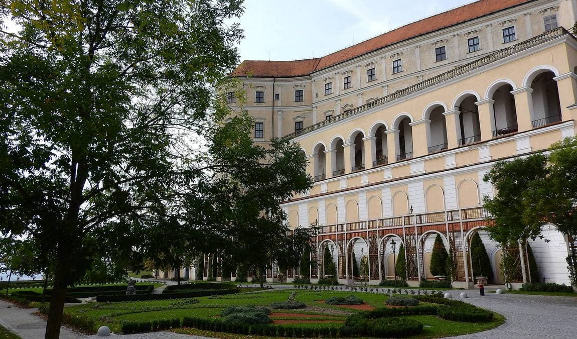 mikulov castle photo 3