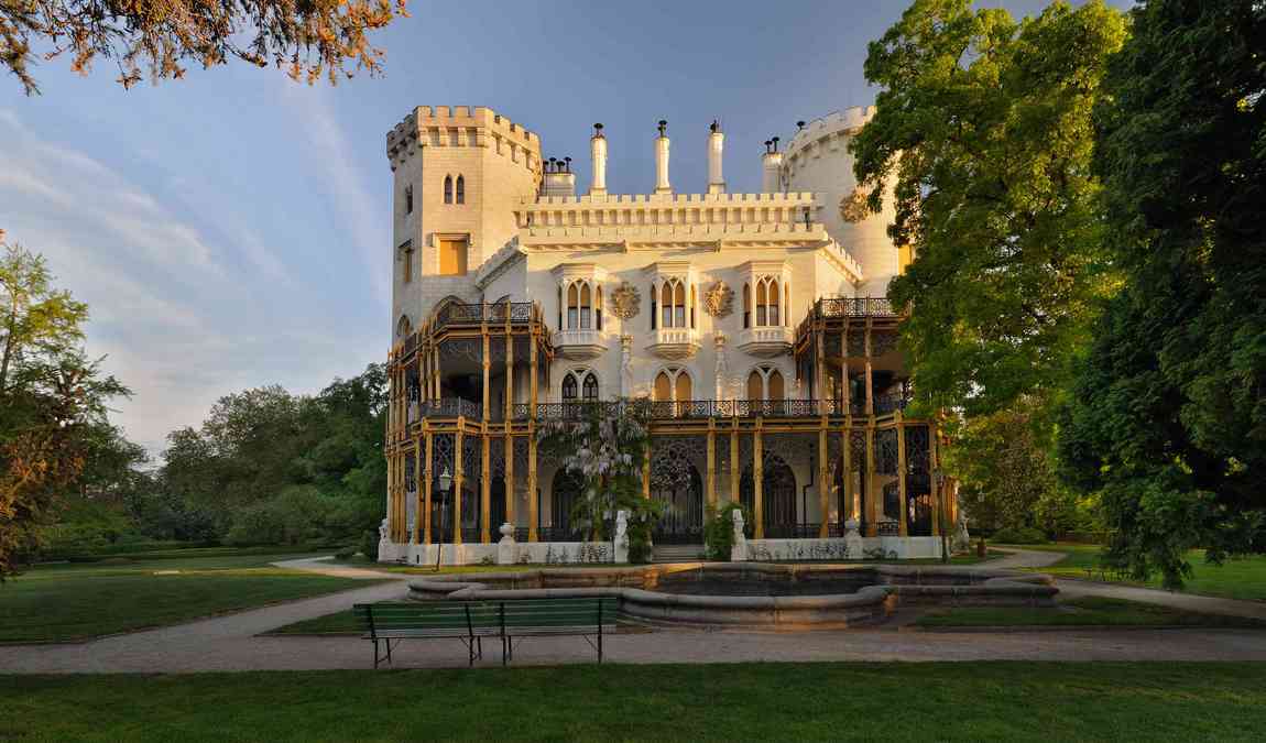 castle hluboka nad vltavou  photo 1