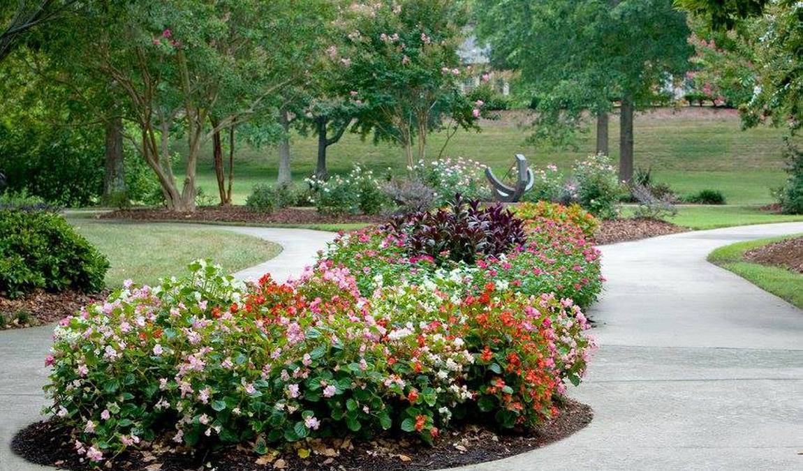 tanger family bicentennial garden photo 1