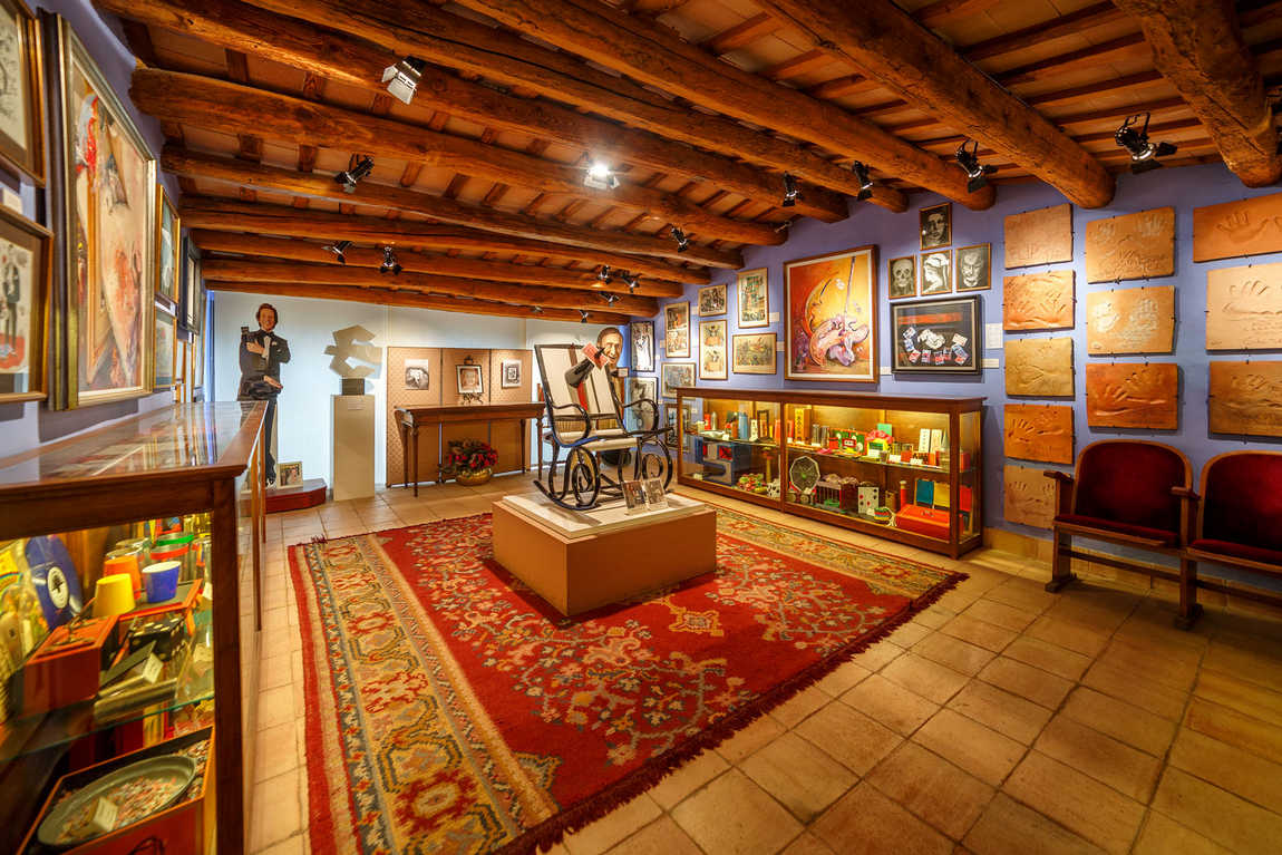 museum of magic photo 2