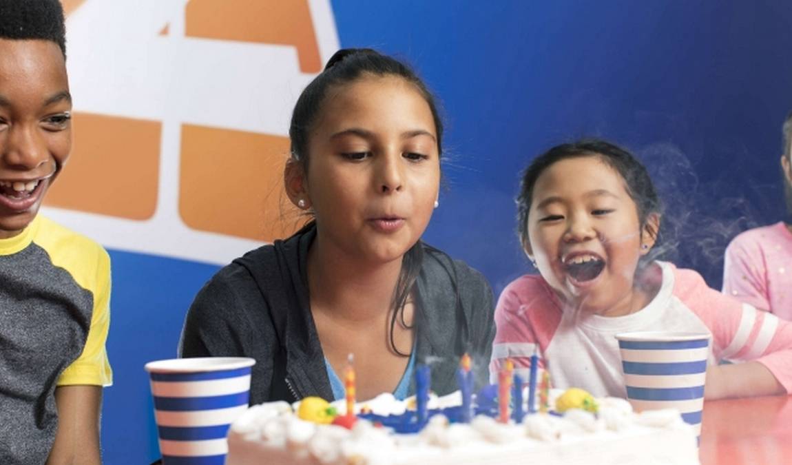 sky zone trampoline park photo 6
