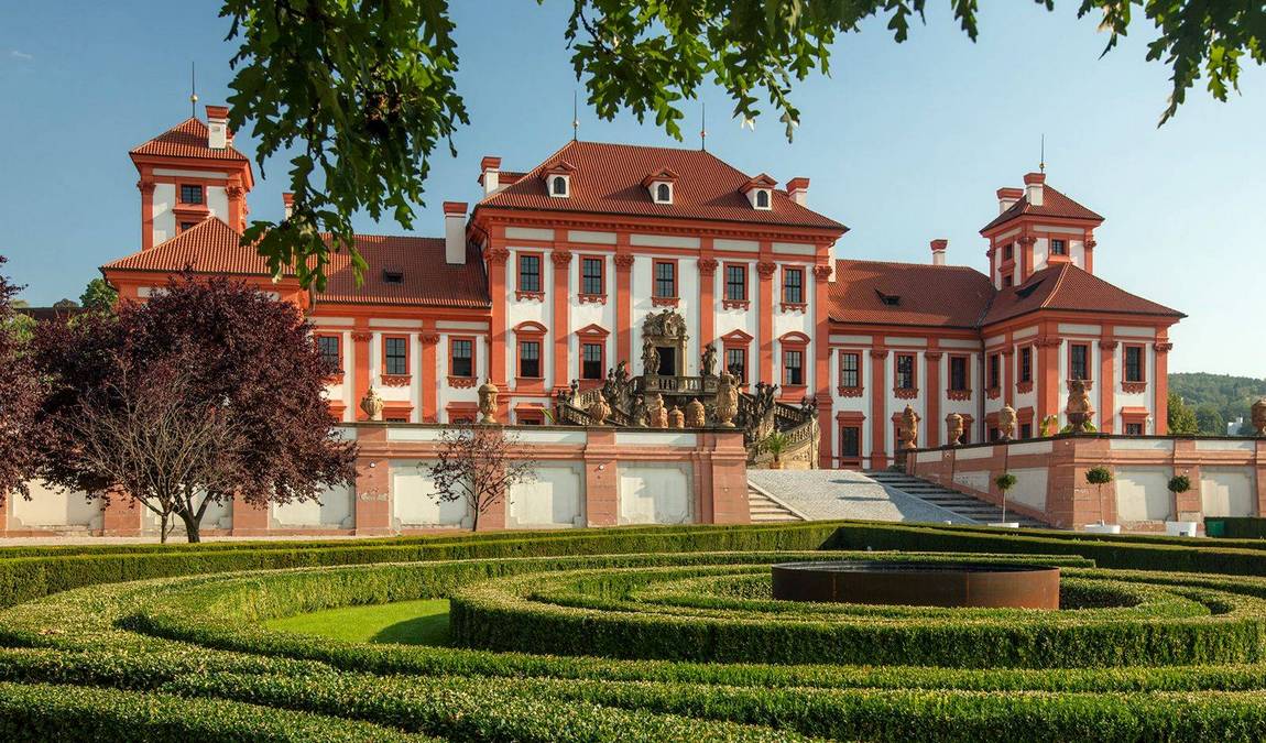 troja chateau photo 6