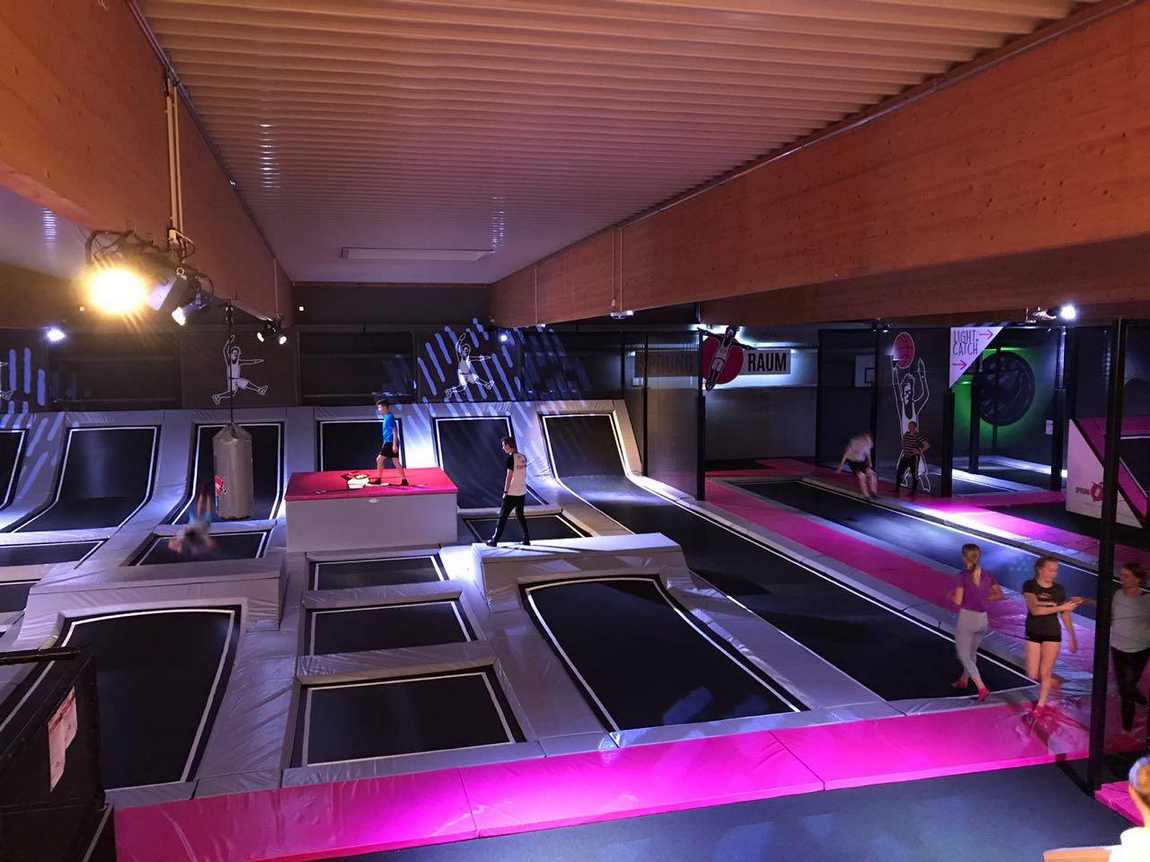 sprung raum trampolinpark hamburg photo 2