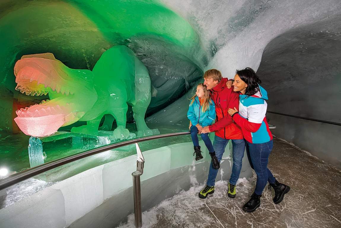 dachstein ice palace photo 2