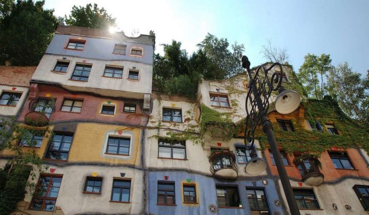 hundertwasser house photo 1