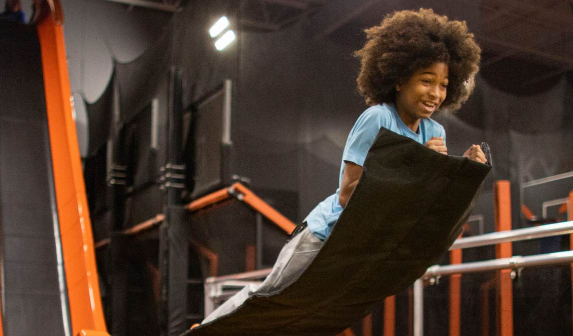 sky zone trampoline park photo 7