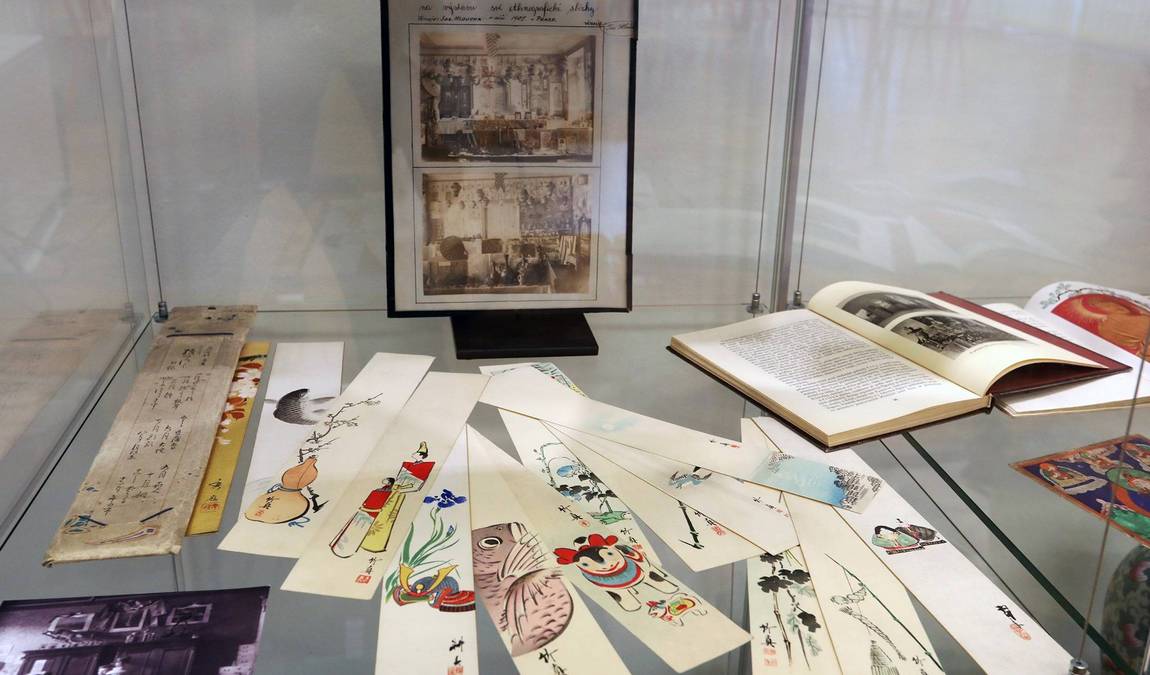 naprstek museum photo 7