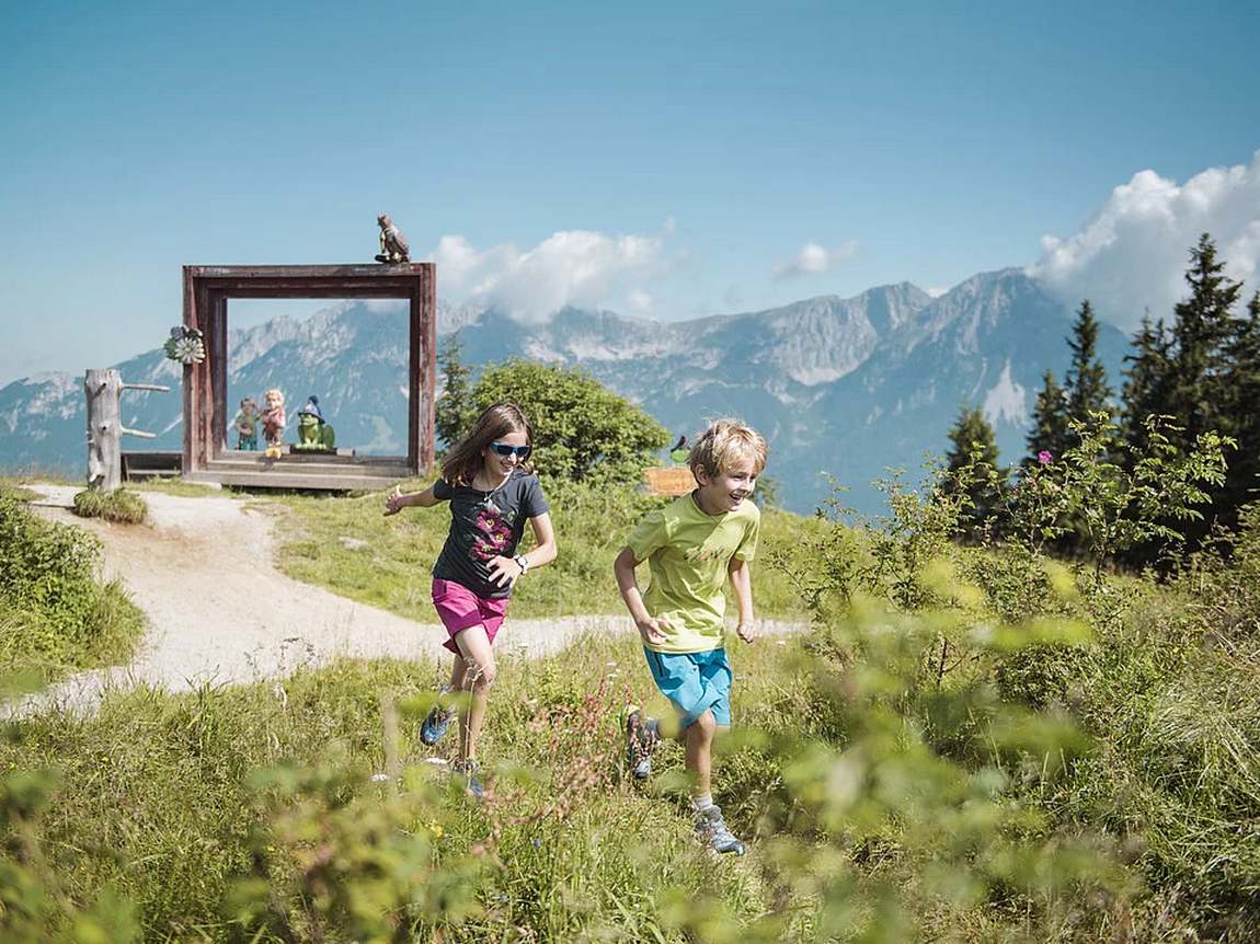 ellmi's magic world photo 1