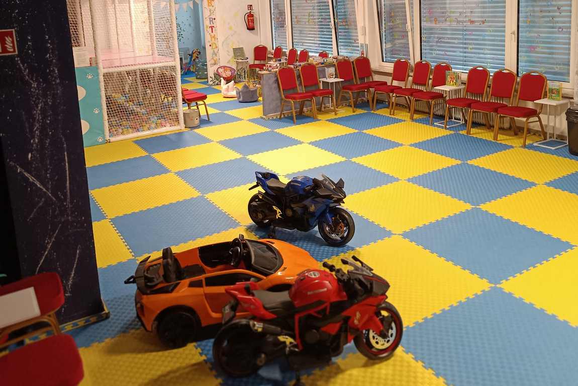 play city indoor funpark photo 2