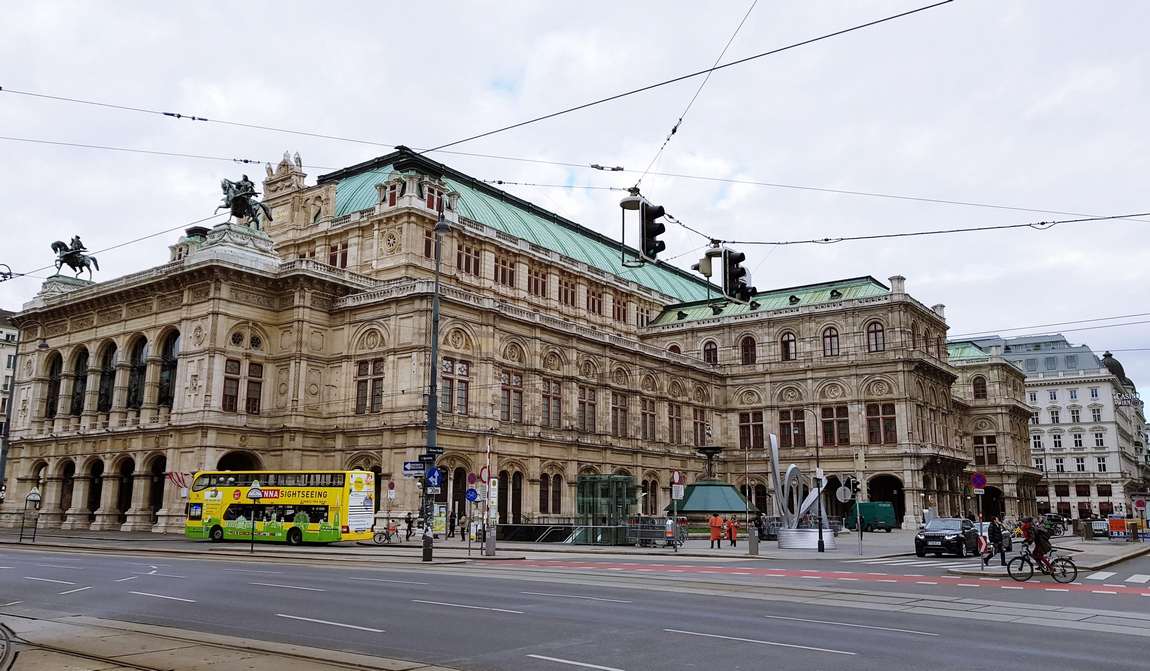 vienna state opera photo 1