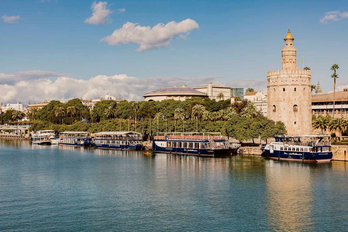 guadalquivir boat trip photo 1
