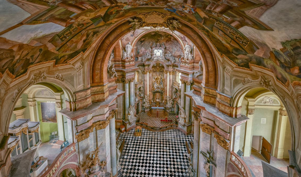 st. nicholas church photo 7