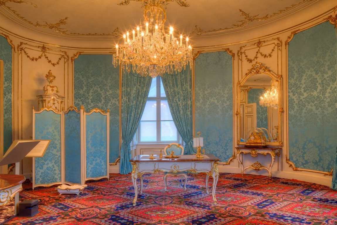 hofburg palace in innsbruck photo 2