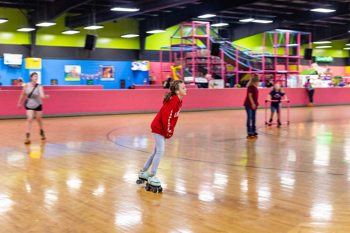 kate's skating rink photo 4