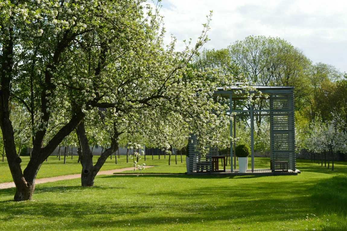 ctěnice castle photo 2