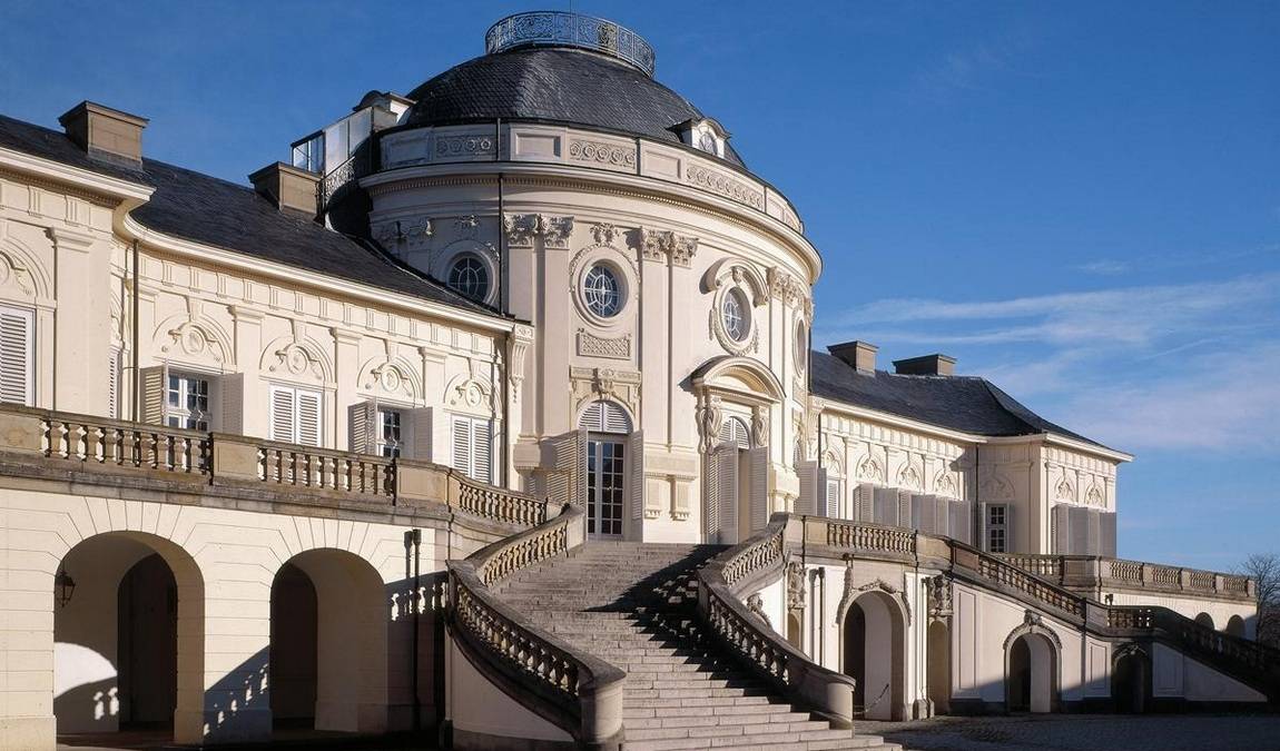 castle solitude photo 2