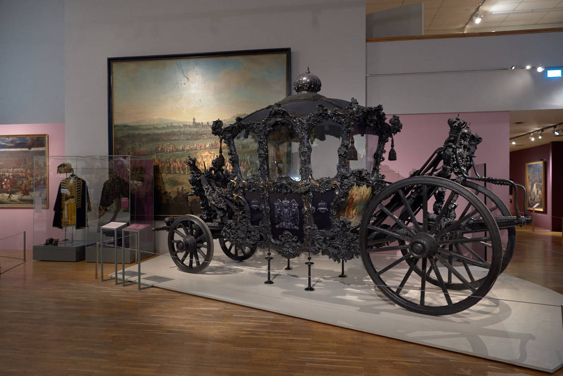 wagenburg imperial carriage museum photo 4