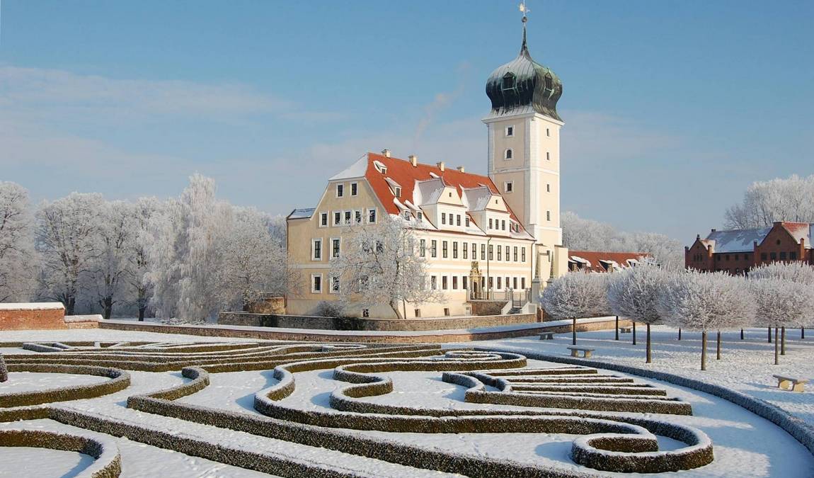 baroque castle delitzsch photo 4
