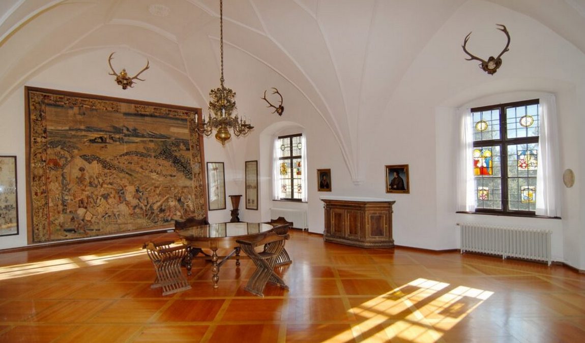 berchtesgaden castle photo 2