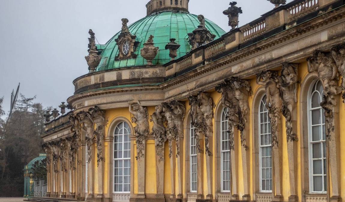 sanssouci palace photo 2