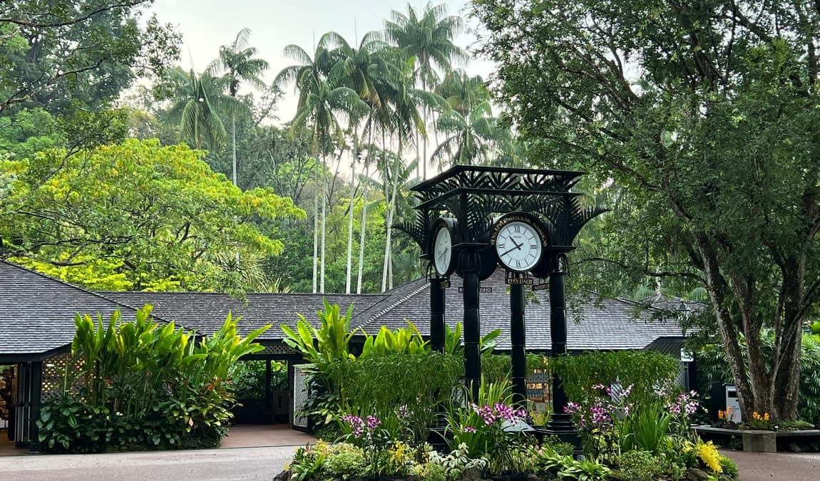 prague botanical garden photo 11