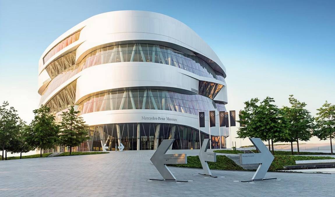 mercedes-benz museum photo 2