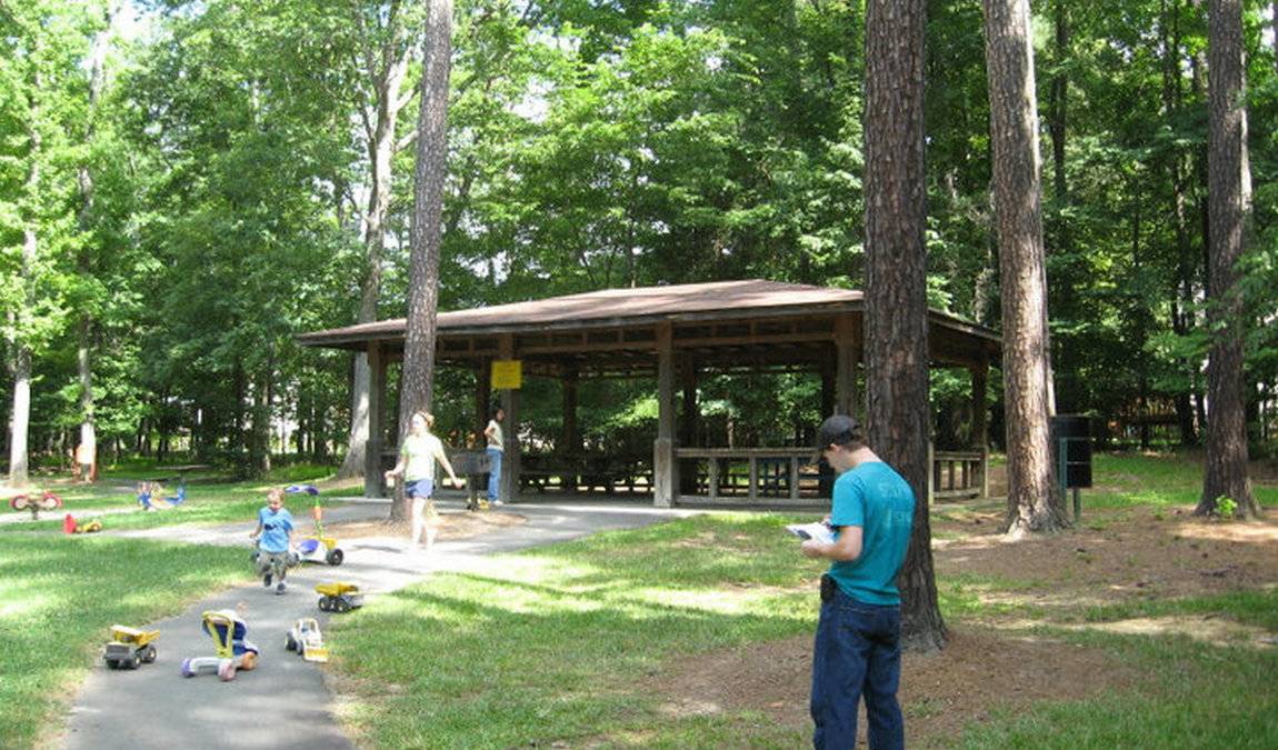 american village park photo 1