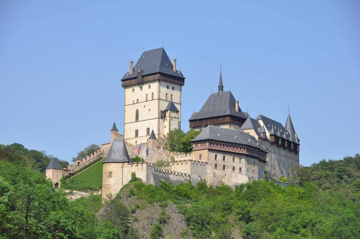 karlstejn castle photo 4