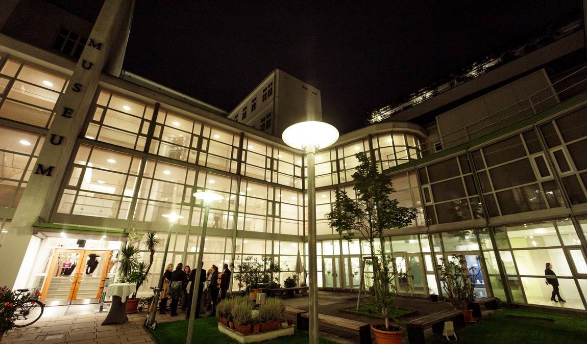 furniture museum (meisterwerke des möbeldesigns-möbelmuseum)  photo 4